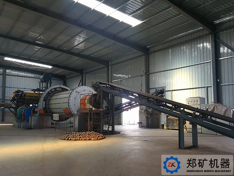 2017.中寧寧華工貿有限公司 MQZ節(jié)能軸承式球磨機項目圖1.jpg